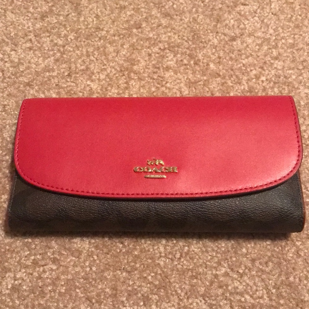 NWT Coach leather wallet